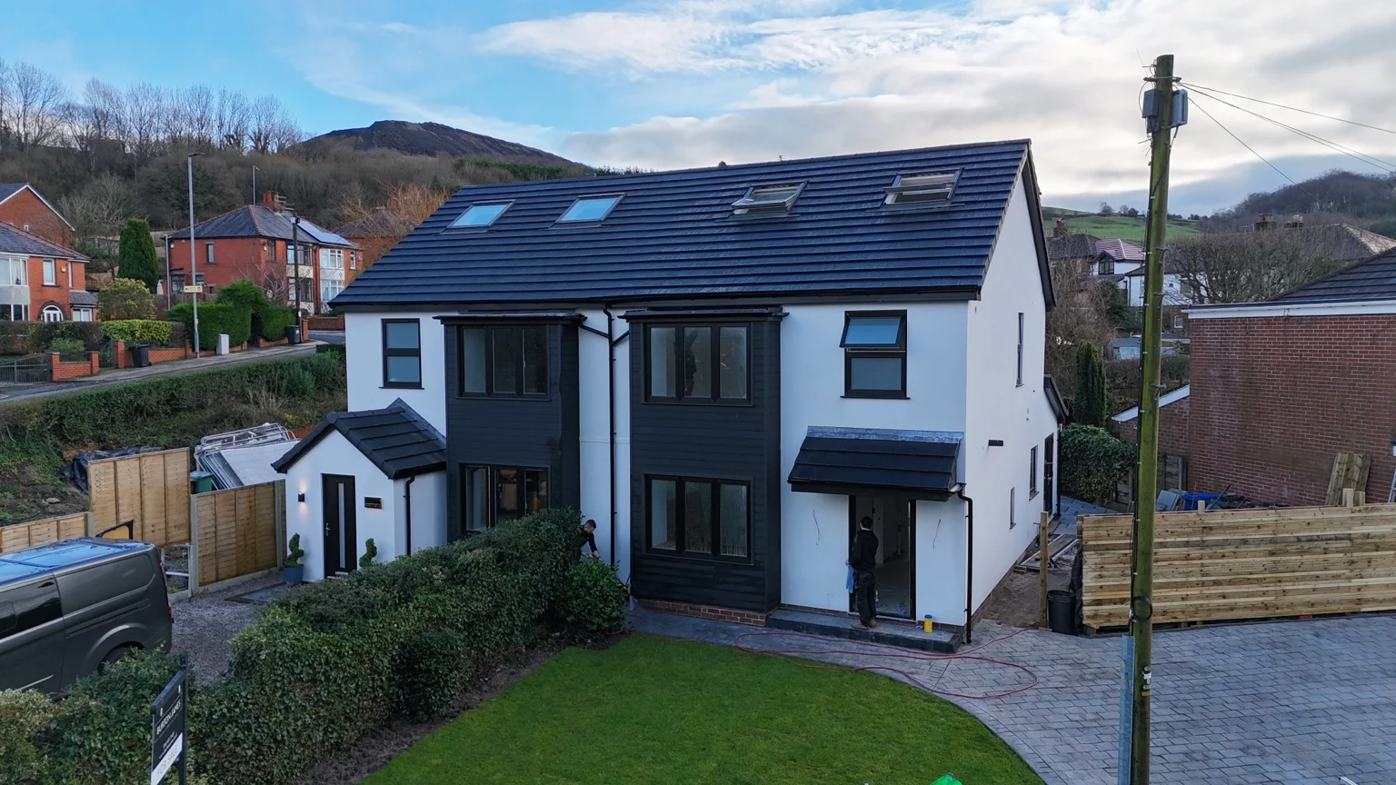 Contemporary frontage & rooflights